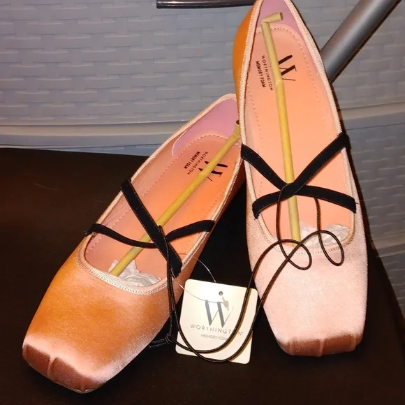 Worthington Lilac Square Closed Toe Ballet Flats - Picture 2 of 8